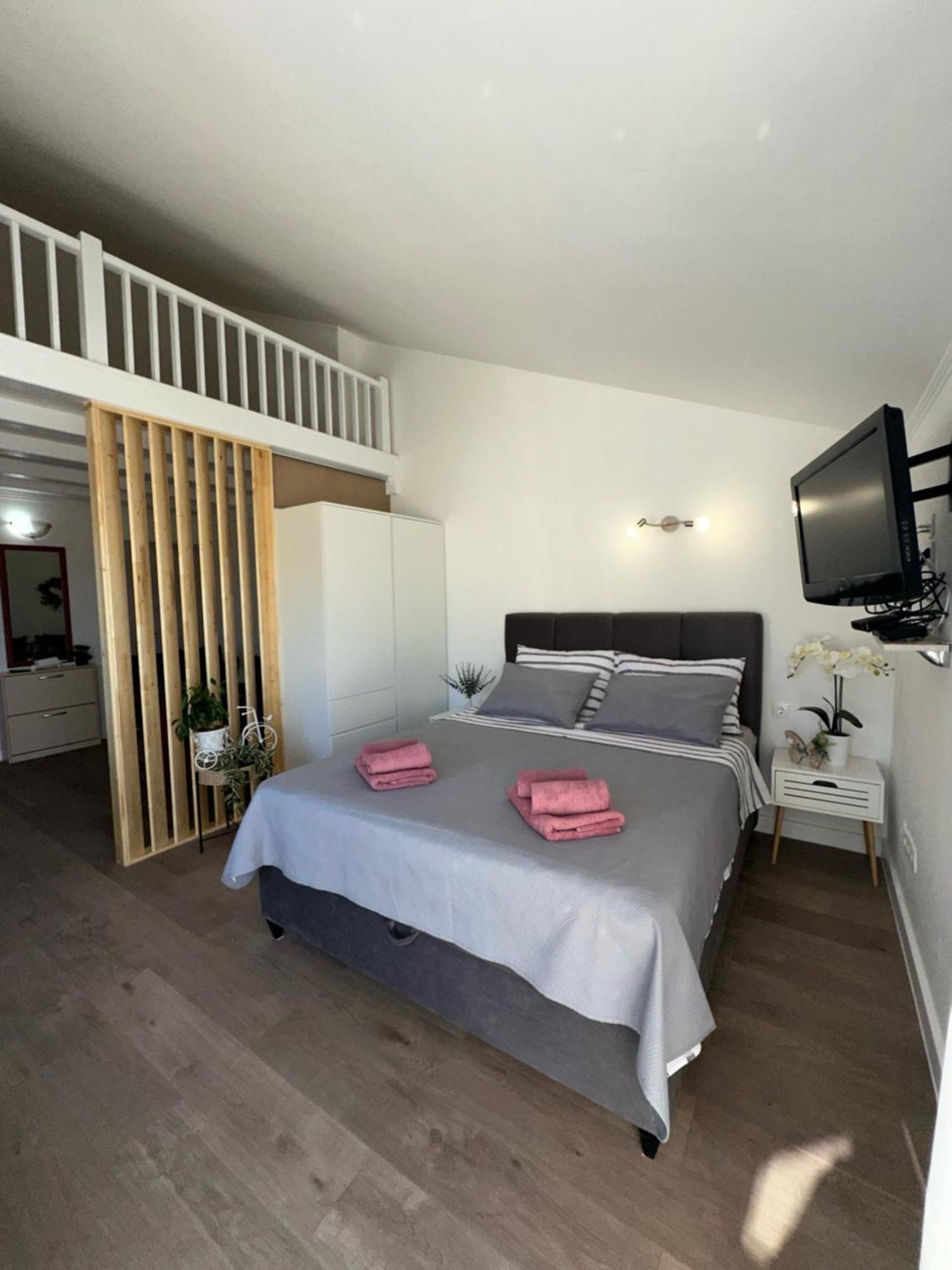 Apartment Lanterna บลัตเซ ภายนอก รูปภาพ